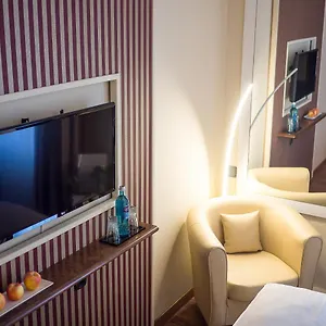 hotel-primula.topcolognehotels.com/
